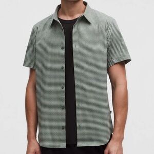 Lululemon Airing Easy Short Sleeve Shirt Checker Dash Green Multi XL NWOT